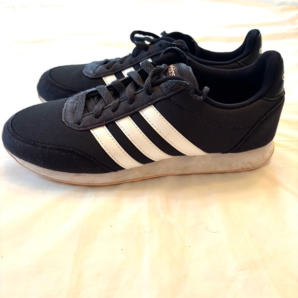 adidas Shoes - Adidas V Racer Sneakers Black White SZ 7.5 Worn 1X